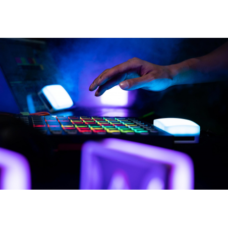 Lampa LED Aputure MC - Zdjęcie 10